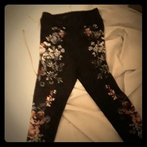 Flower leggings